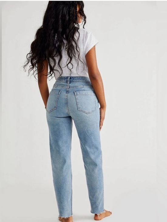 We The Free Denim - We The Free CRVYHigh Rise Vintage Straight Denim Blue Jeans Size 30
